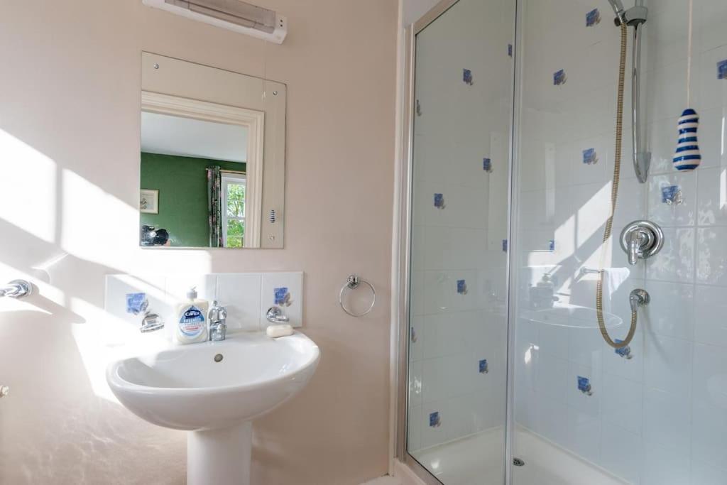 Firs Sleeps 15 Stunning Country House With Hot Tub Sudbourne Esterno foto