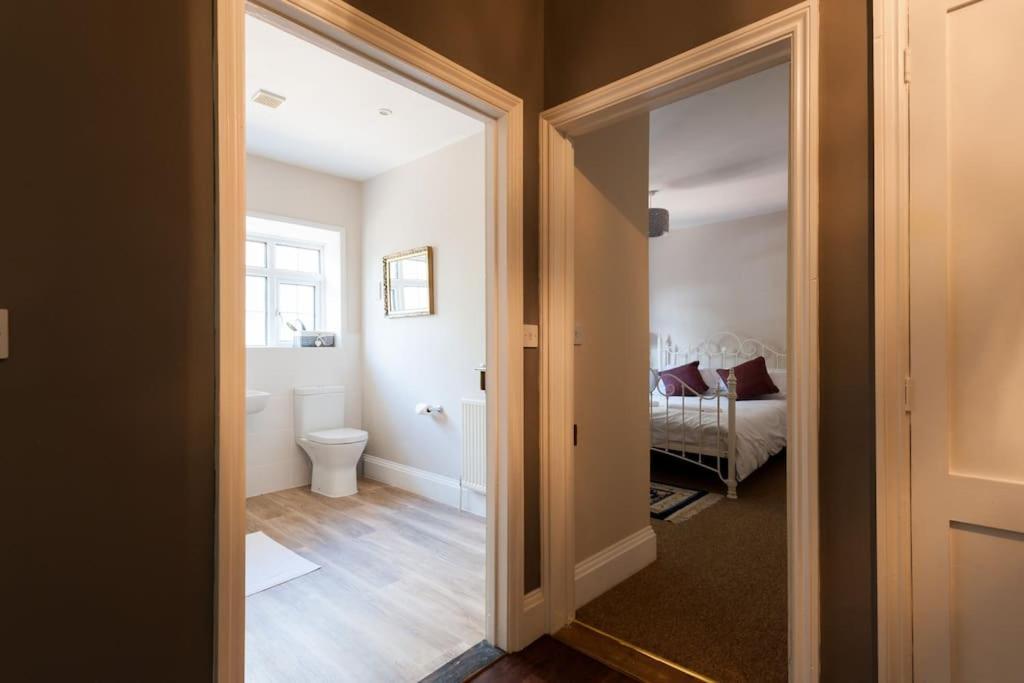 Firs Sleeps 15 Stunning Country House With Hot Tub Sudbourne Esterno foto