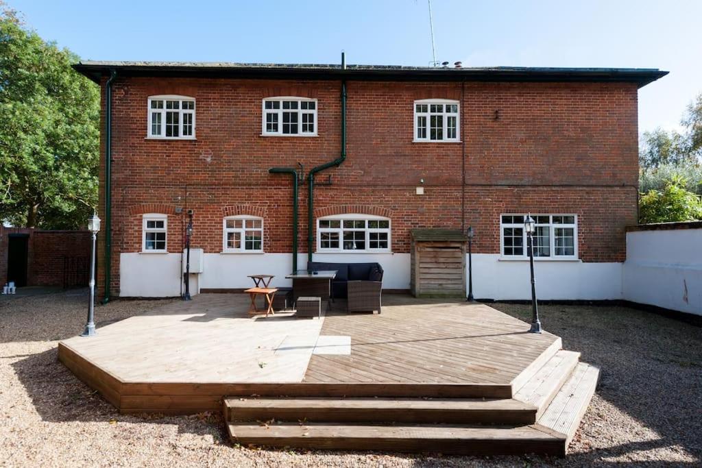 Firs Sleeps 15 Stunning Country House With Hot Tub Sudbourne Esterno foto