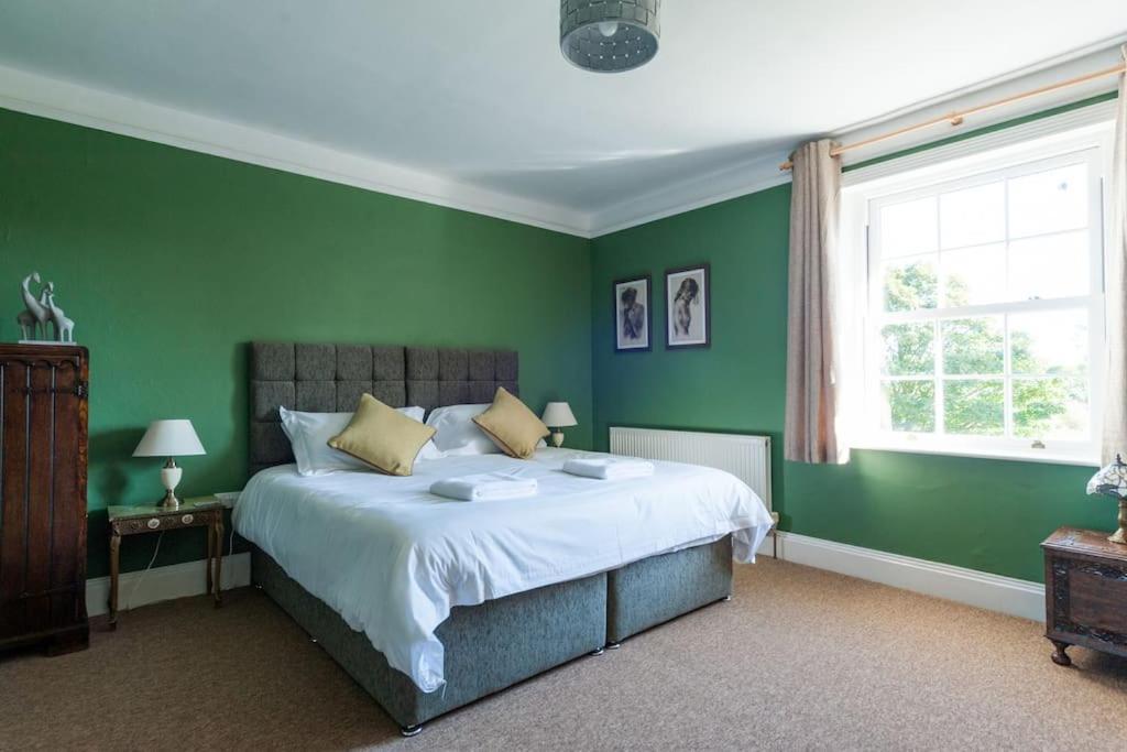 Firs Sleeps 15 Stunning Country House With Hot Tub Sudbourne Esterno foto